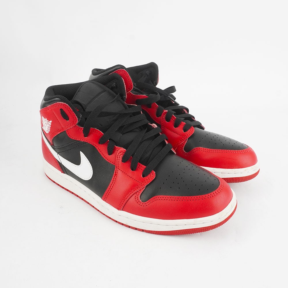 NIKE AIR JORDAN 1 MID - 2