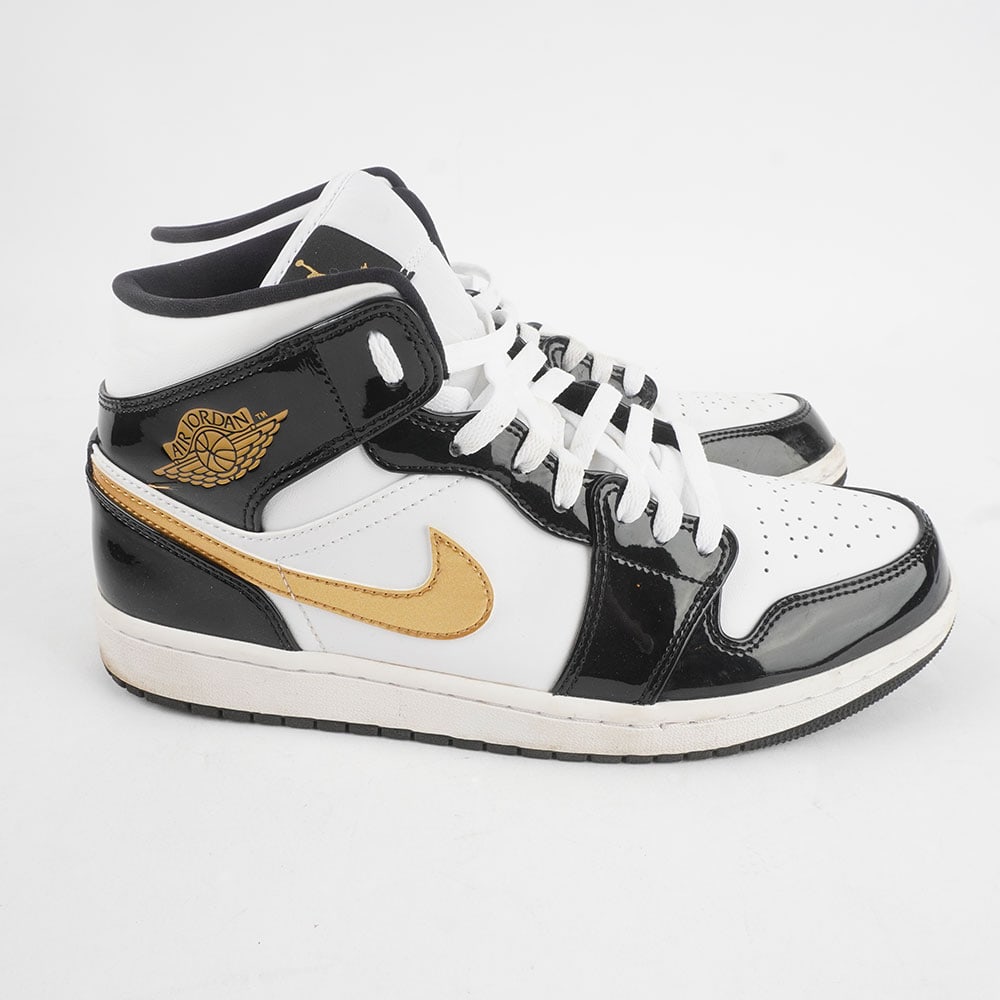 NIKE AIR JORDAN 1 MID SE - 2