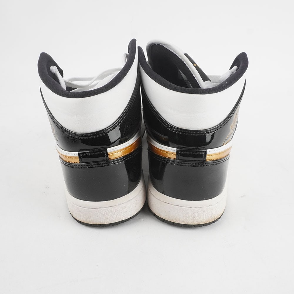 NIKE AIR JORDAN 1 MID SE - 3