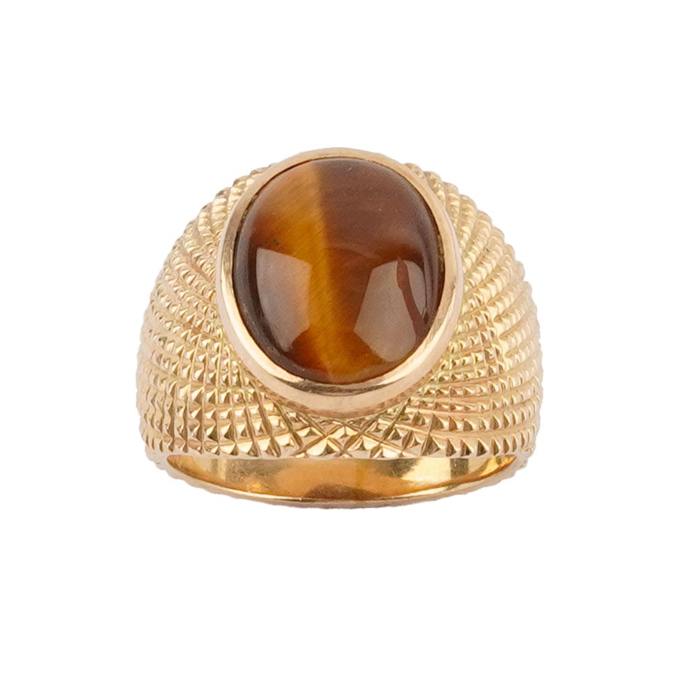 OR 14K / 14K GOLD: Description française: OR 14K / 14K GOLD Bague en or jaune 14K sertie d'un cabochon d'œil de tigre. Poids brut: 15.5 g Taille: 8.25 US English Description: 14K GOLD 14K yellow gold ring set