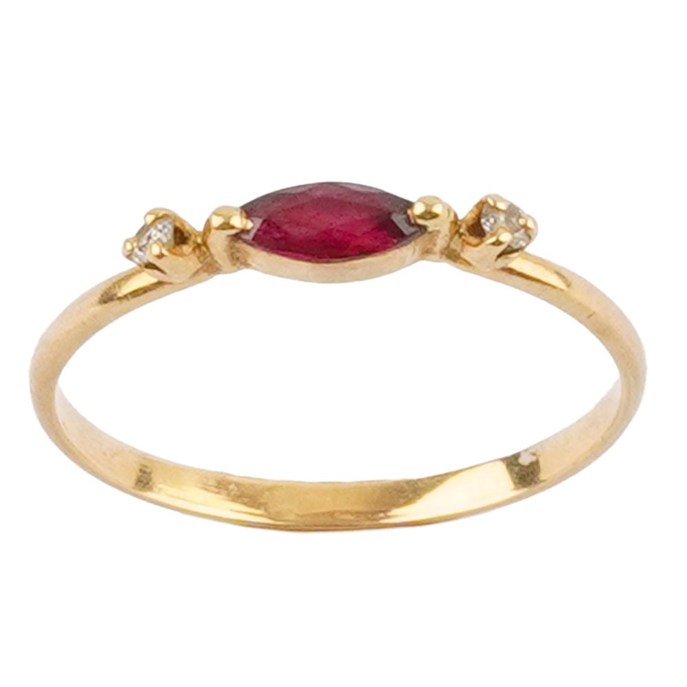 OR 18K / 18K GOLD: Description française: OR 18K / 18K GOLD Bague en or jaune 18K sertie de pierres de couleur Poids brut: 1.1 g Taille: 6.75 US English Description: 18K GOLD 18K yellow gold ring set with colored