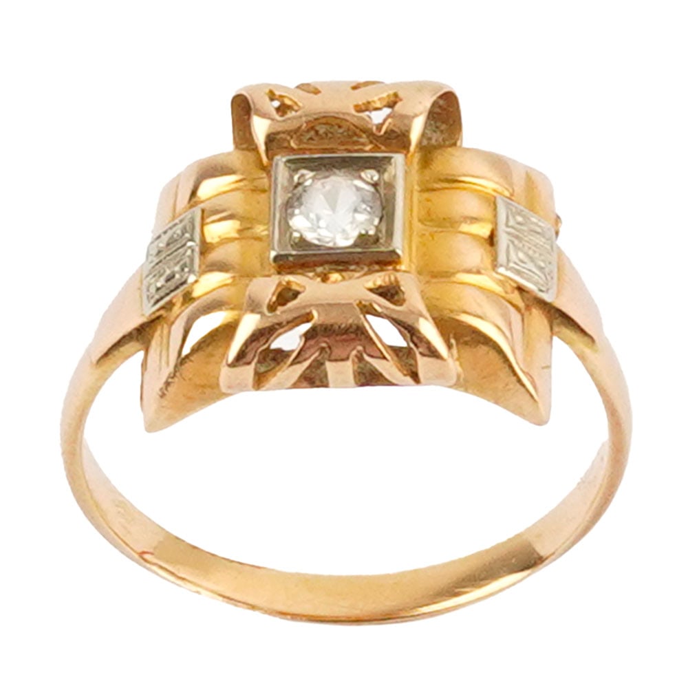 OR 18K / 18K GOLD: Description française: OR 18K / 18K GOLD Bague en or jaune 18K sertie d'une pierre brillante Poids brut: 2.2 g Taille: 6 US English Description: 18K GOLD 18K yellow gold ring set with a