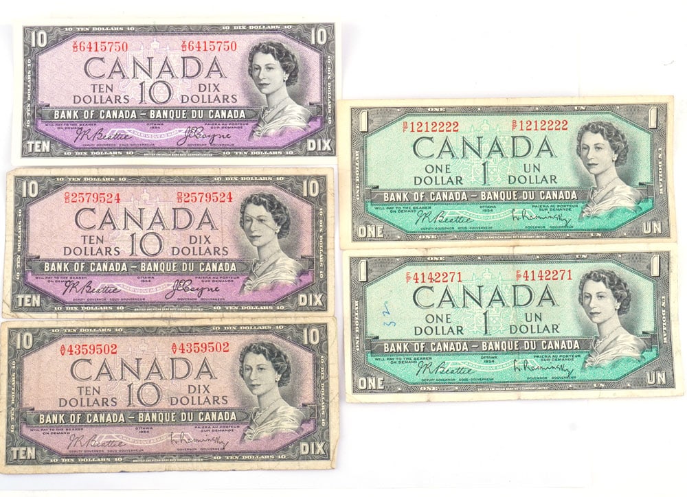 BILLETS DU CANADA 1954 /CANADIAN BANKNOTES 1954: Description française: BILLETS DU CANADA 1954 Lot comprenant 3 billets de 10$ du Canada et 2 billets de 1$ du 1957 English Description: CANADIAN BANKNOTES 1954 Lot including 3 $10 notes from