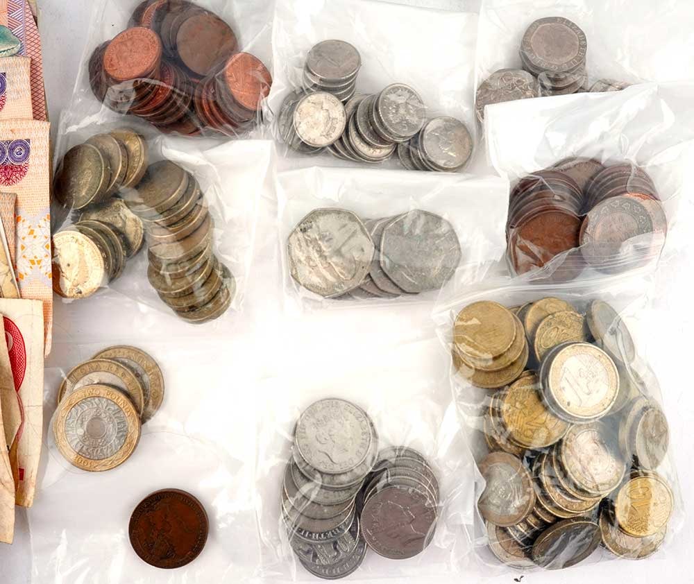 MONNAIES DU MONDE / WORLD CURRENCY - 3