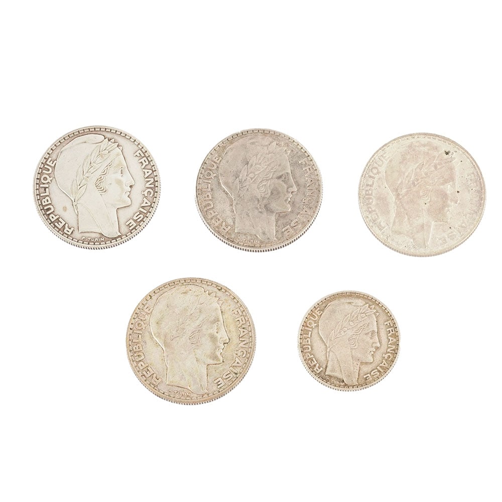 Pierre TURIN (1891-1968): Description française: Pierre TURIN (1891-1968) - FRANCS FRANÇAIS 1929,1933 Lot comprenant : - une pièce de 20 francs Republique Française de 1929, poids 19.9 g - 3 pièces de
