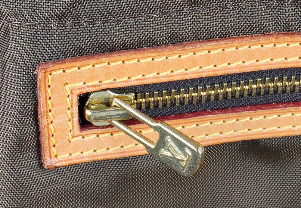 LOUIS VUITTON - 4
