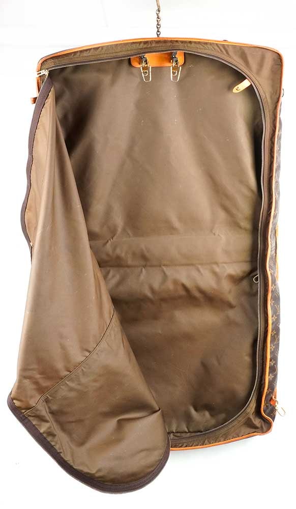 LOUIS VUITTON - 5
