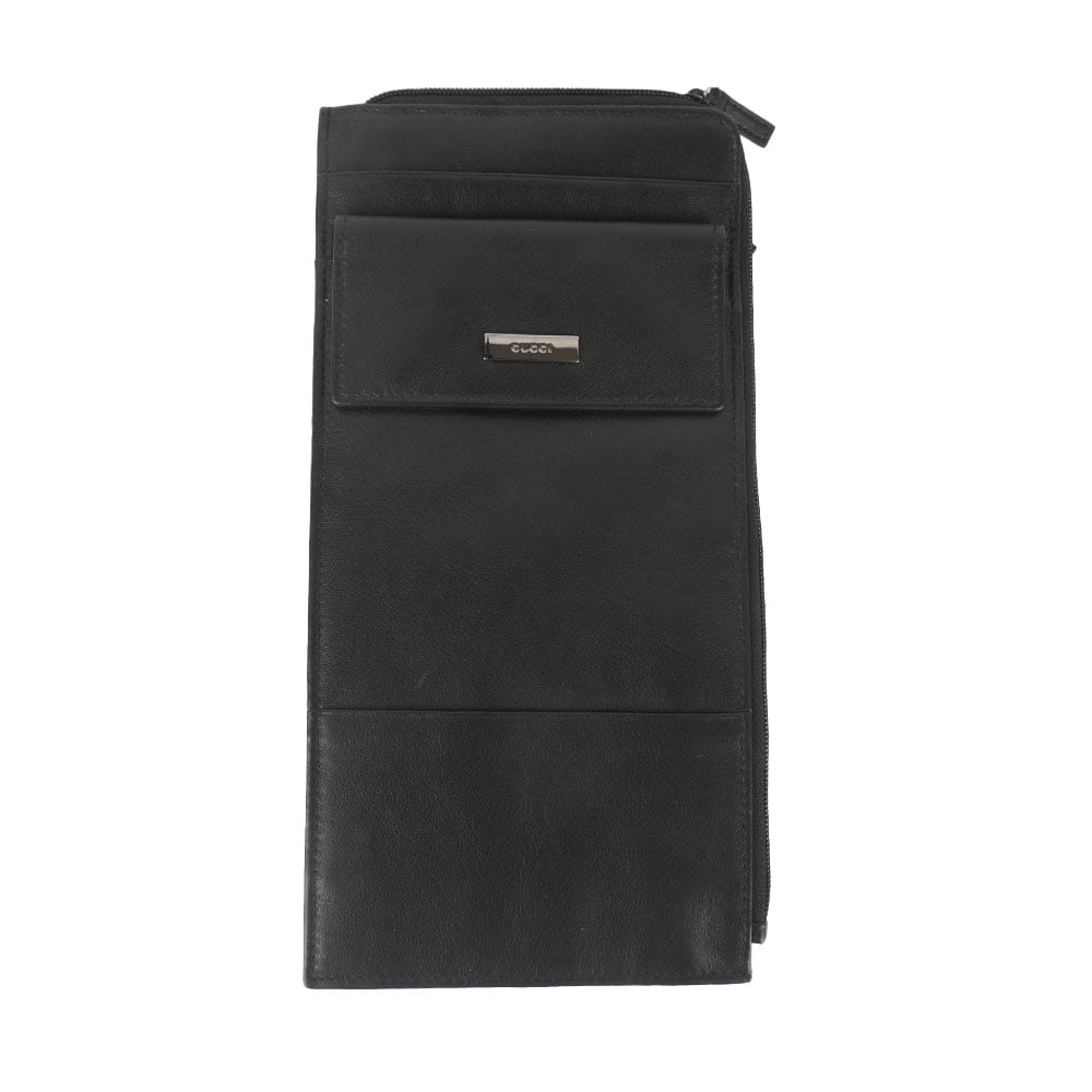 GUCCI: Description française: GUCCI Pochette de voyage Gucci en cuir noir, fermeture éclaire sur 2 parties, compartiments pour des billets d'avion, cartes et autres . H: 23.5 cm - 9.25", L: 12 cm