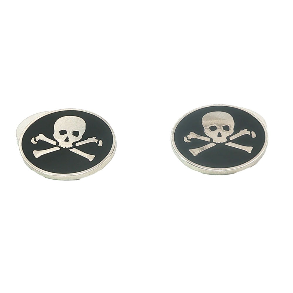 BOUTONS DE MANCHETTE/ CUFFLINKS: Description française: BOUTONS DE MANCHETTE / CUFFLINKS Boutons de manchette stykisant des têtes de mort English Description: CUFFLINKS Cufflinks