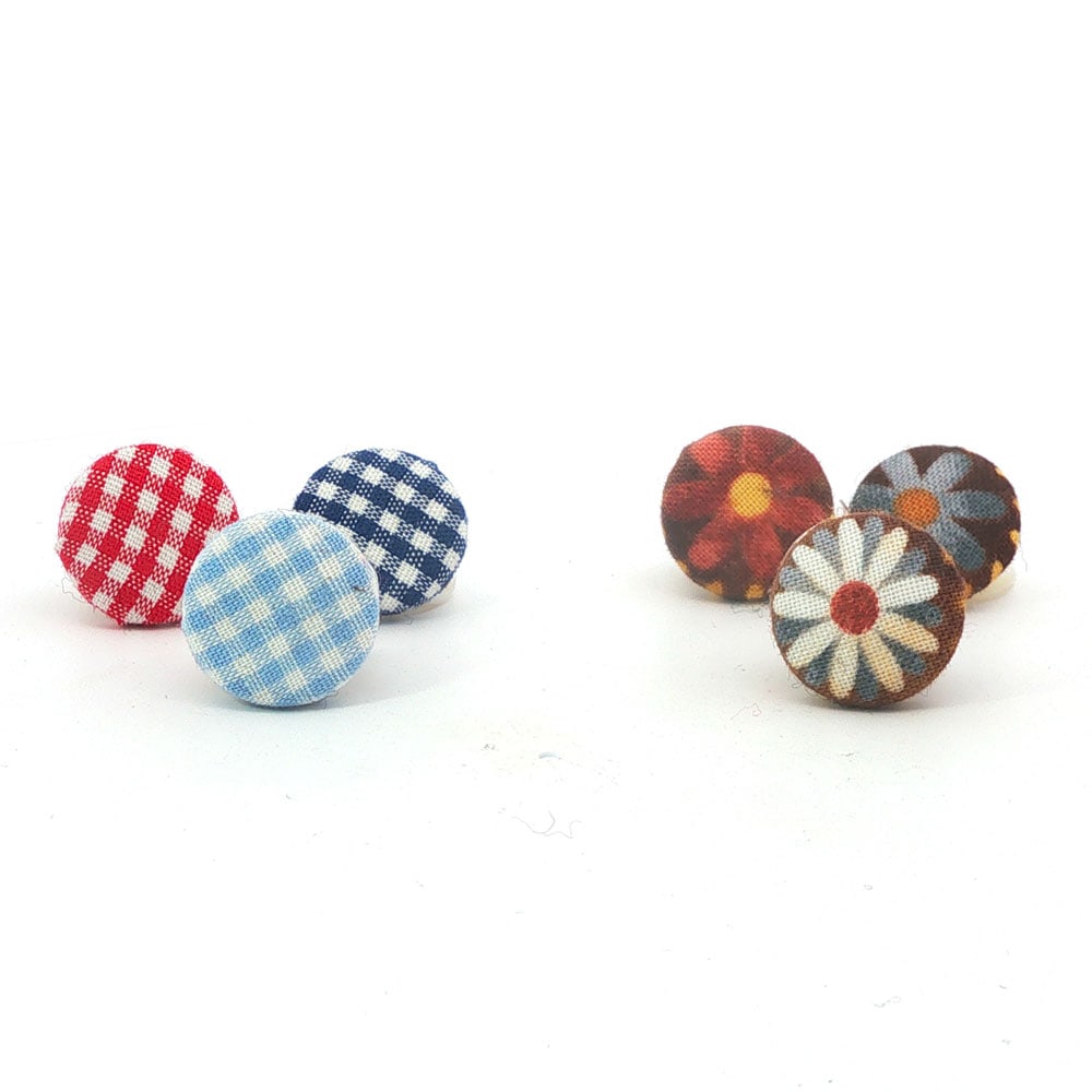 BOUTONS DE MANCHETTE/ CUFFLINKS: Description française: BOUTONS DE MANCHETTE / CUFFLINKS Boutons de manchette English Description: CUFFLINKS Cufflinks