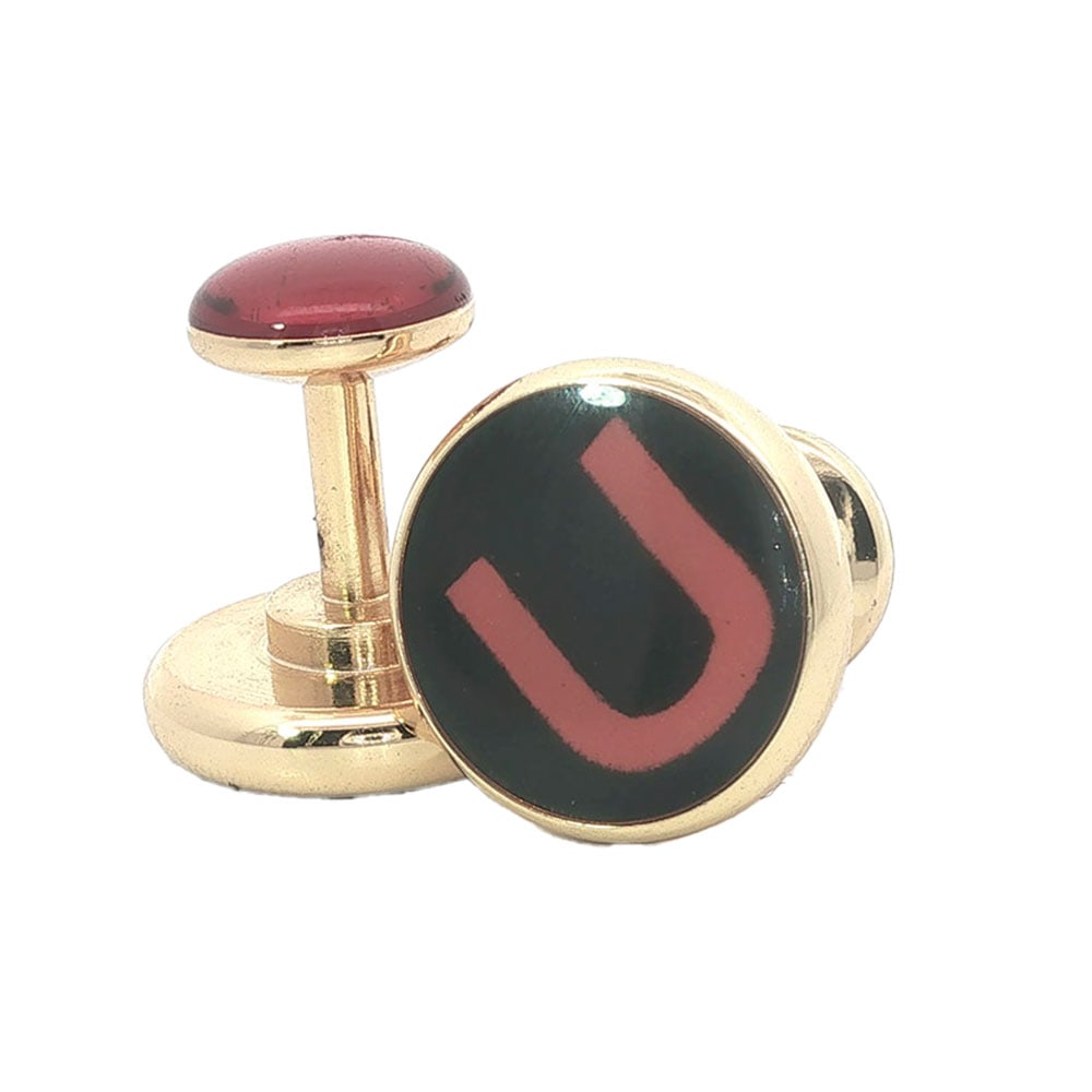 BOUTONS DE MANCHETTE/ CUFFLINKS: Description française: BOUTONS DE MANCHETTE Boutons de manchette, clou et "U", en métal doré English Description: CUFFLINKS Cufflinks, stud and "U" style, in gold-tone metal