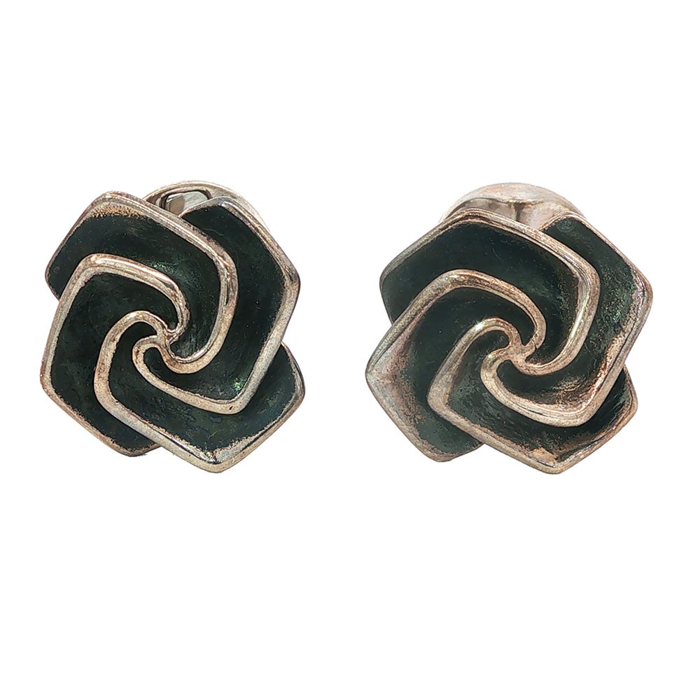 BOUTONS DE MANCHETTE/ CUFFLINKS: Description française: BOUTONS DE MANCHETTE Boutons de manchette Ox & Bull en argent 925. English Description: CUFFLINKS Ox & Bull 925 sterling silver cufflinks.