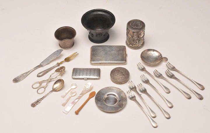 CHRISTOFLE: Set of eight Christofle oyster forks. Also including : a fish knife, a fork, a round box of three oriantals, an openwork circular box with squirrels, lyres, cornucopias and foliage, an iron cast ashtr