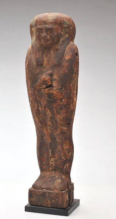 664-332 BEFORE J-C: A wood Ptah-Sokar-Osiris fetus Sarcophagus. Traces of polychrome. Egypt, Late Period, 664-332 before J-C. H: 42cm - 16.5''