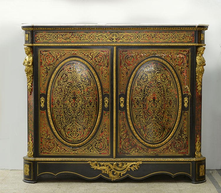 Napoleon III period Andre Charles Boulle style: Napoleon III period Andre Charles Boulle style sideboard. Red tortoiseshell and gilt bronze ornament. It opens by two panels discovering shelf. White marble top.Â France, 19th century.Â H : 109c