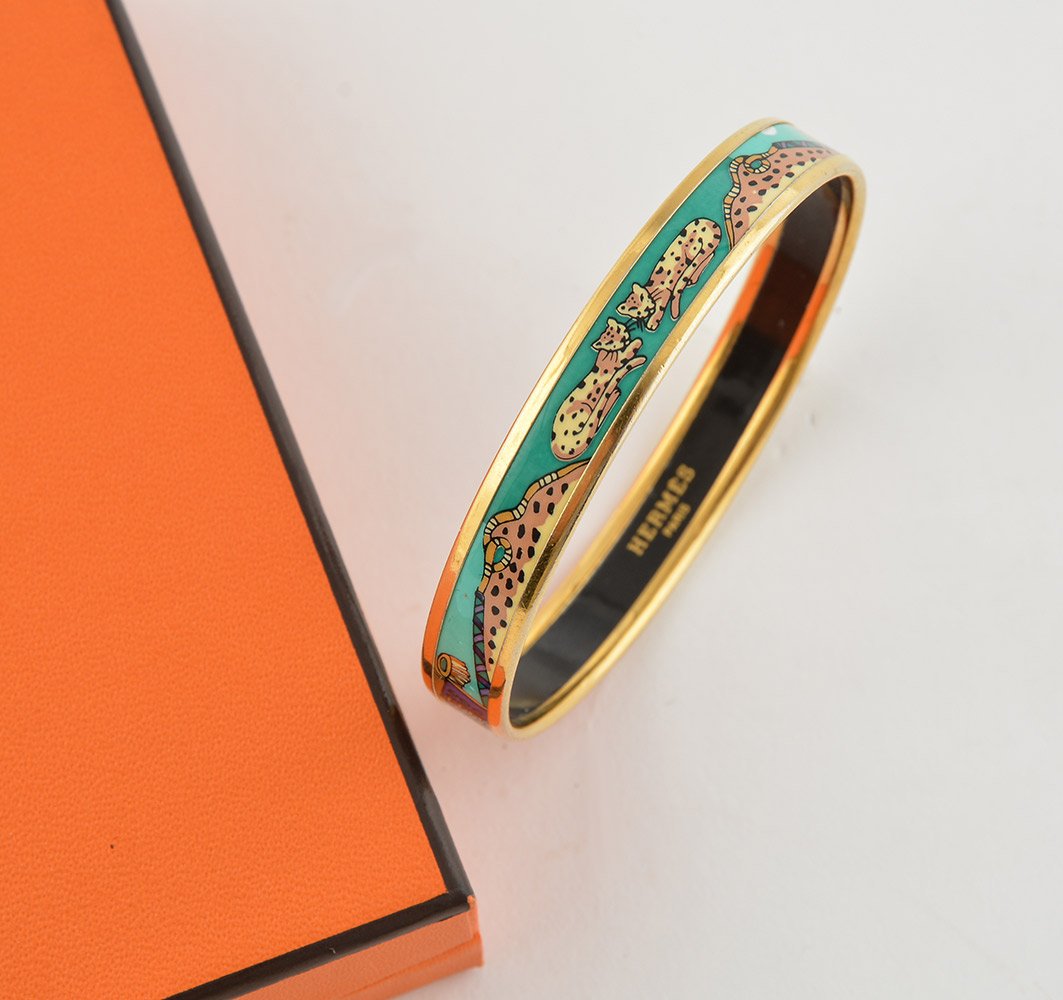 HERMÈS PARIS - MADE IN AUSTRIA: Enamel and gold plated thin bracelet. Marked: HERMÈS PARIS - MADE IN AUSTRIA