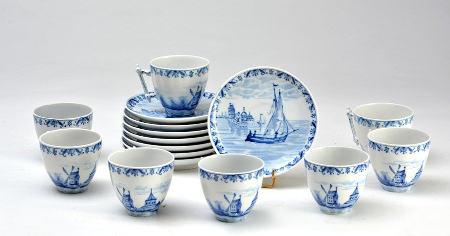 QUIMPER - FRANCE: Set of 8 earthenware coffee cups with its saucers, blue white landscape decor, stamped on the reverse, on the base : QUIMPER.