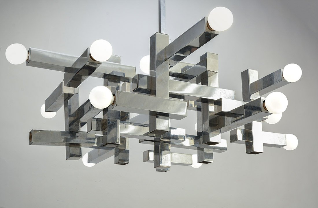 SCIOLARI, Gaetano (19-20th Century): SCIOLARI, Gaetano (19-20th Century) Chrome cubist chandelier with 18 lights, Made in Italy, Circa 1970 H : 34cm - 13.5" L : 93cm - 36.5" l : 93cm - 36.5"