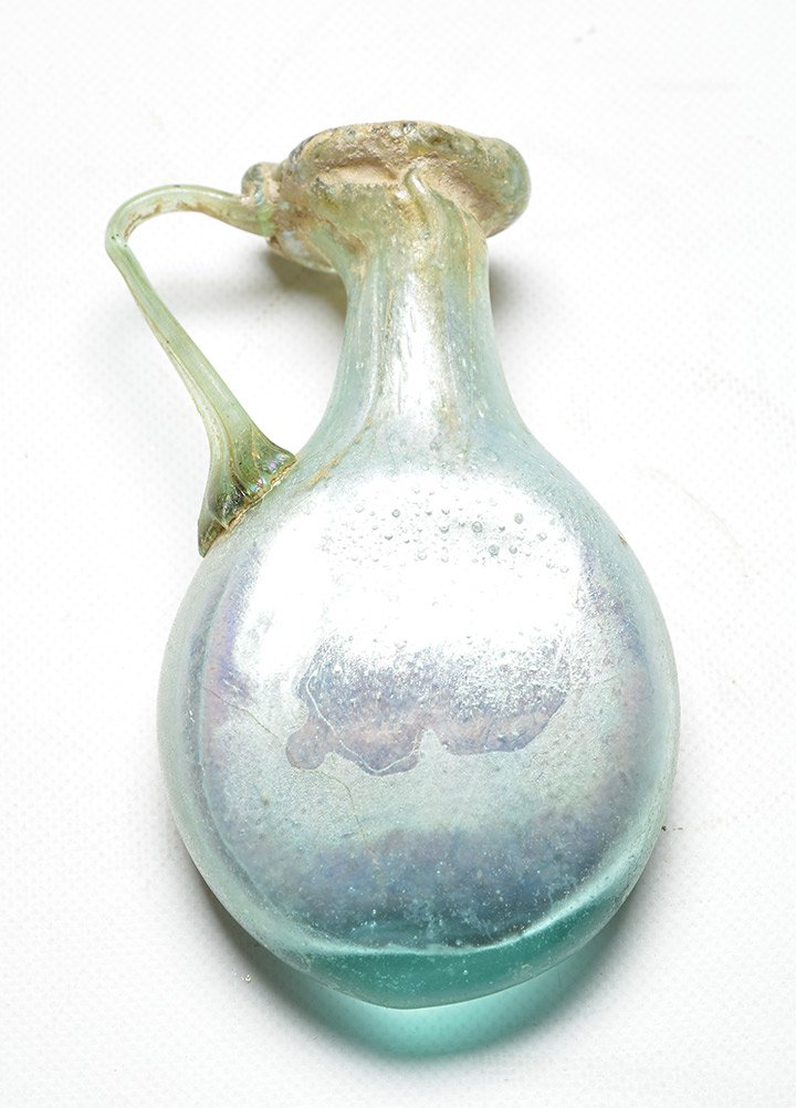 ROMAN - 3rd-4th Century A.D: ROMAN - 3rd-4th Century A.D Roman Pilgrim flask with single handle from shoulder to rim. H: 10cm - 4" Provenance : Montreal estate, collection made in the 80s.