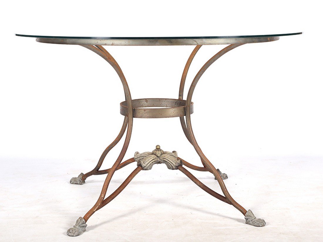 WOUGHT IRON: Round wought iron table and glass tray. H : 71cm - 28" D : 117cm - 46" EST:50-100