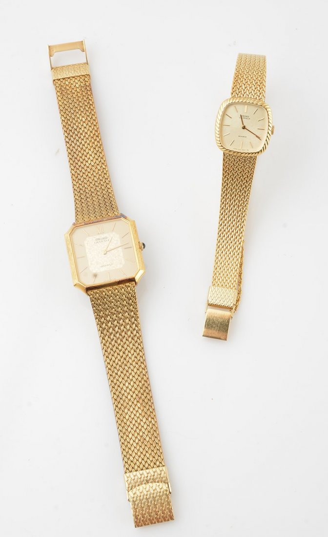 SEIKO: SEIKO Group of two gilt metal watches, gold tone dial, quartz movement.