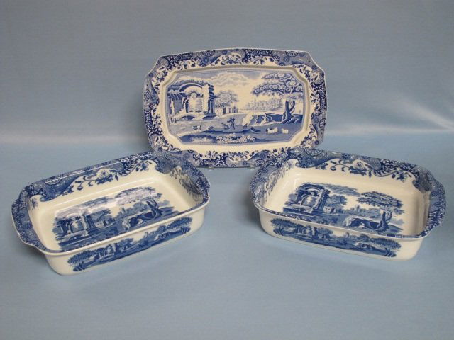 3 Spode Italian Design Blue & White Servig Items: 3 Spode Italian Design Blue & White Servig Items, including 2 rectangular bake and serve handled dishes 15 1/2" by 11 1/2" and 1 Serving Platter/Tray 17" by 11 1/2".