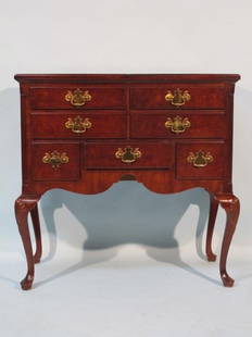 Henredon Queen Ann Style Server or Low Boy: Henredon Queen Ann Style Server or Low Boy, 7 Drawers, top opens into a Server. 37 1/2"Ht x 39"L x 18"D