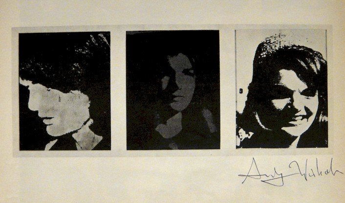 ANDY WARHOL, Signed offset Print "Jackie", 1965: Andy WARHOL, "Jackie" signed offset Print. From a signed VIP book from 1965. Hand signed by Andy Warhol in black pen. Size: 10.43 x 7.87 in (26.5 x 20 cm), printed on the back.