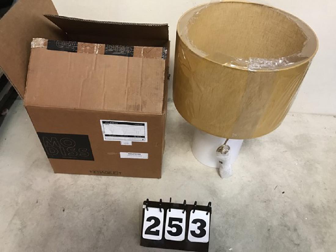 MODISS - LOPO 30 - TABLE LAMP - WHITE BASE - YELLOW (1 of 4)