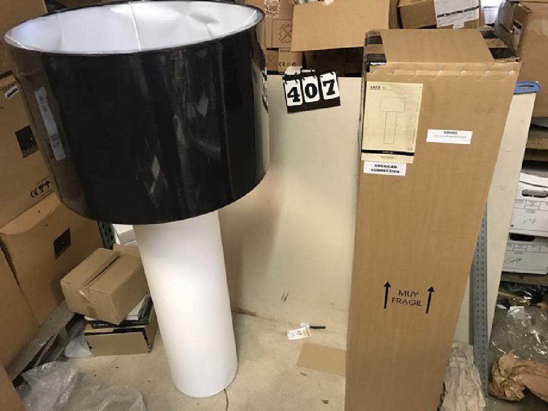 MODISS - LOPO 60 - FLOOR LAMP - WHITE BASE - BLACK (1 of 4)
