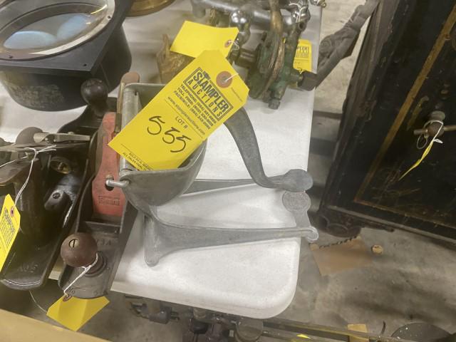 JUICER - TAC CO - WEAR-EVER - ALUMINUM: JUICER - TAC CO - WEAR-EVER - ALUMINUM