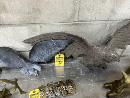 METAL EAGLE WALL DECOR (1 of 3)