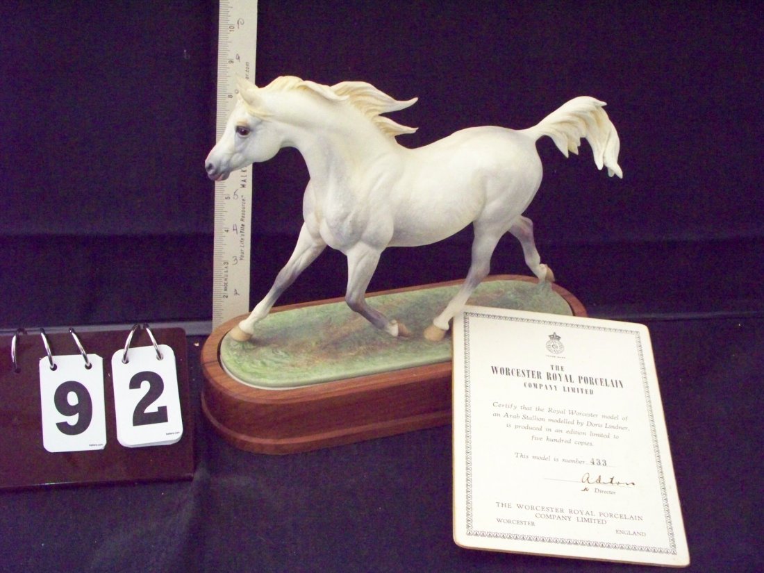 ROYAL WORCESTER 49751 ARAB STALLION 1963 DORIS LINDNER : ROYAL WORCESTER 49751 ARAB STALLION 1963 DORIS LINDNER - 11''x10''