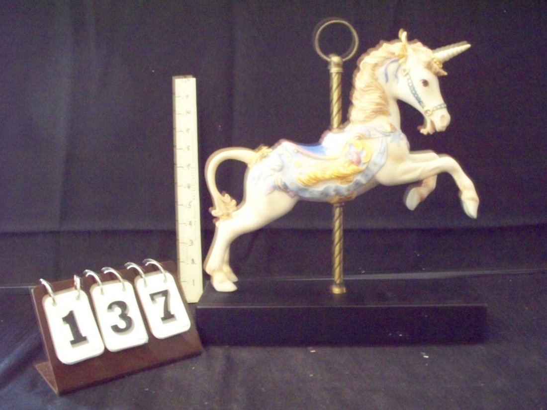 CYBIS CAROUSEL UNICORN USA: CYBIS CAROUSEL UNICORN USA