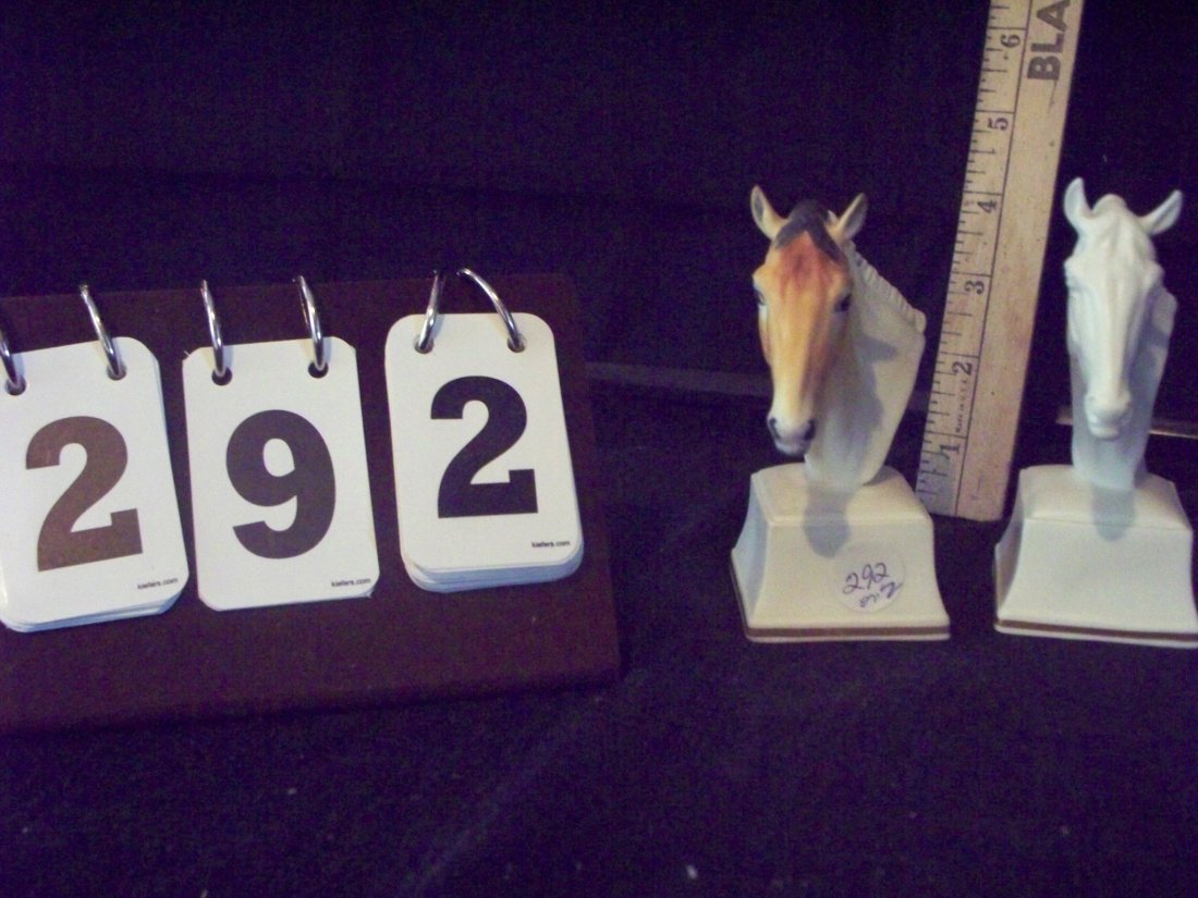 2-ROYAL WORCESTER HORSE HEADS - AETHON - MOLD & COLORED: 2-ROYAL WORCESTER HORSE HEADS - AETHON - MOLD & COLORED