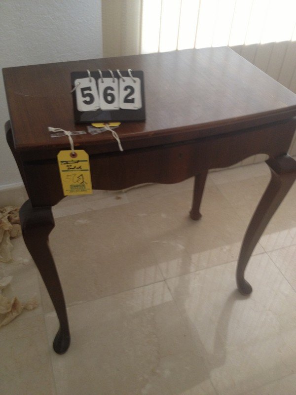 WOOD SILVERWARE CABINET WITH FELT LINING ON LEGS: WOOD SILVERWARE CABINET WITH FELT LINING ON LEGS