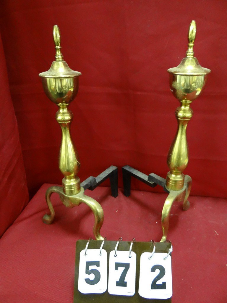 LOT OF 2 - BRASS FIREPLACE ANDIRONS - 16'' TALL EACH: LOT OF 2 - BRASS FIREPLACE ANDIRONS - 16'' TALL EACH