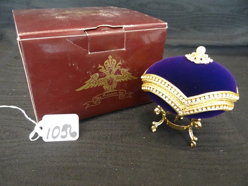 FABERGE EGG - THE FABULOUS EGG - PURPLE VELVET / PEARL: FABERGE EGG - THE FABULOUS EGG - PURPLE VELVET / PEARL & DIAMOND TOP / DIAMOND TRIM / MUSIC - WITH STAND