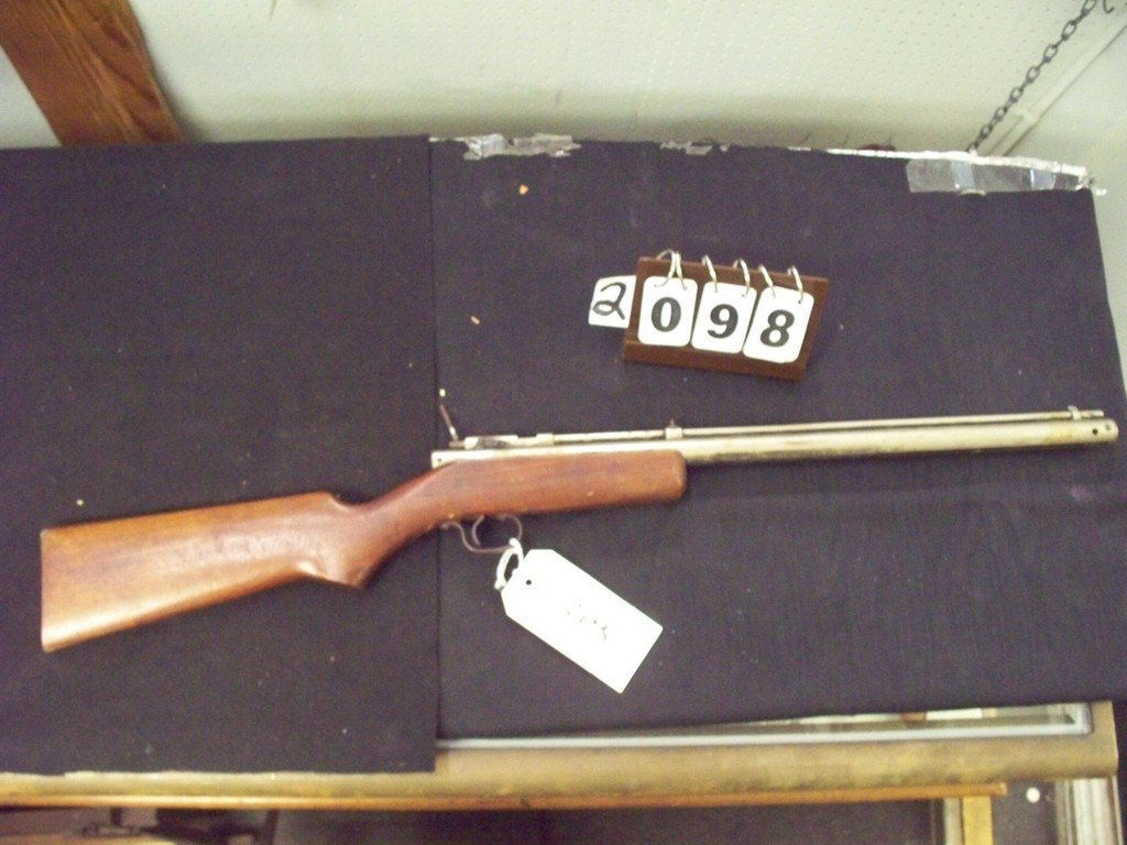 BENJAMIN FRANKLYN BOLT ACTION RIFLE - .22 CALIBER: BENJAMIN FRANKLYN BOLT ACTION RIFLE - .22 CALIBER (BARREL IS PLUGGED)