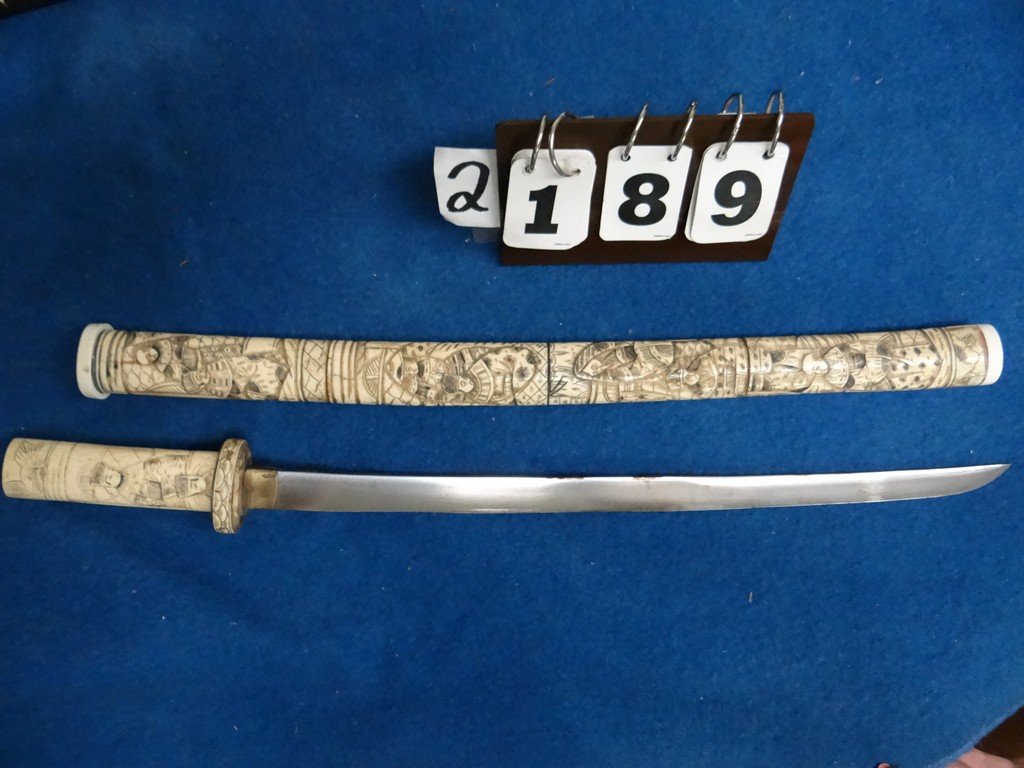BONE (IVORY-LIKE) SWORD - ORIENTAL MOTIF - 17'' BLADE /: BONE (IVORY-LIKE) SWORD - ORIENTAL MOTIF - 17'' BLADE / 25'' OVERALL