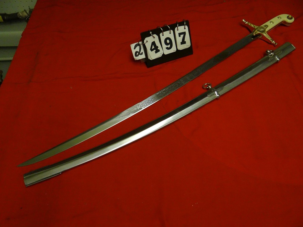 WILKINSON SWORD - QUEEN ELIZABETH II - BRASS & BONE: WILKINSON SWORD - QUEEN ELIZABETH II - BRASS & BONE HANDLE - METAL SHEATH - 30'' BLADE / 38'' OVERALL