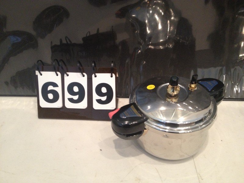 Sapphire gold pressure cooker price sale