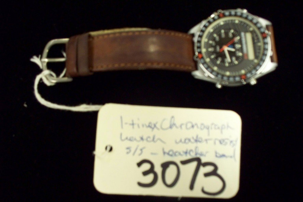 WATCH - TIMEX - MENS - CHRONOGRAPH / STAINLESS STEEL /: WATCH - TIMEX - MENS - CHRONOGRAPH / STAINLESS STEEL / LEATHER BAND