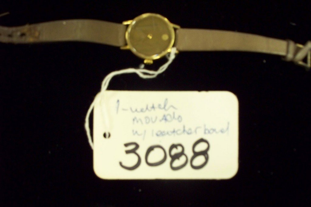 WATCH - MOVADO - LADIES - MUSEUM FACE / TAN: WATCH - MOVADO - LADIES - MUSEUM FACE / TAN