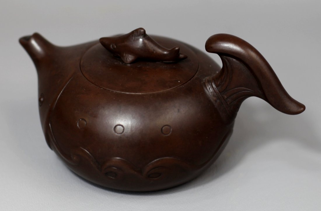 ZISHA TEAPOT: H: 13.5"