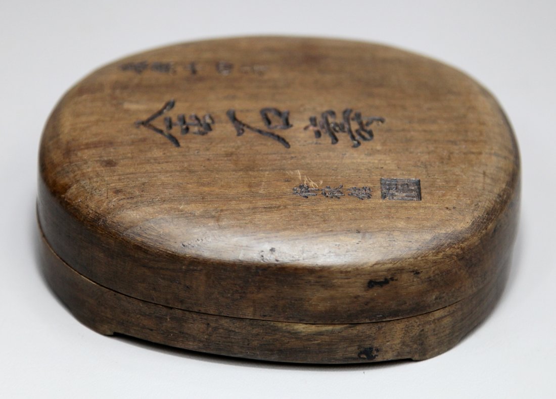 INKSTONE IN WOOD BOX: 5.5*5