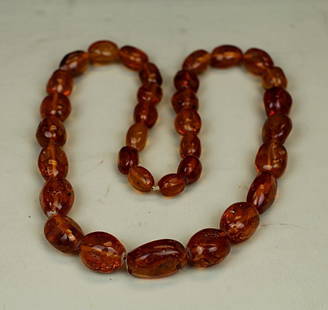 BALTIC AMBER NECKLACE: 135g, C: 30", 1930'