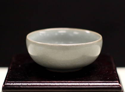 CELADON GLAZED PORCELAIN BOWL: Song Dynasty; D: 2.75", H: 1.25"