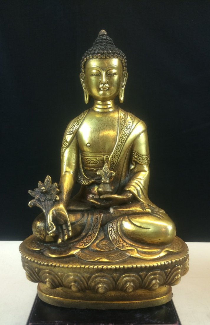 BRONZE TIBETAN BUDDHIST STATUE: Late 19th Century. Height: 7.75 inch