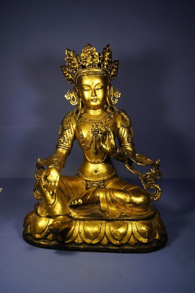 Tibetan antique Gilt bronze Kwan Yin: Large Gilt Bronze Sino-Tibetan Avalokiteshvara (Kwanyin), Early 20th C ; H: 34 cm